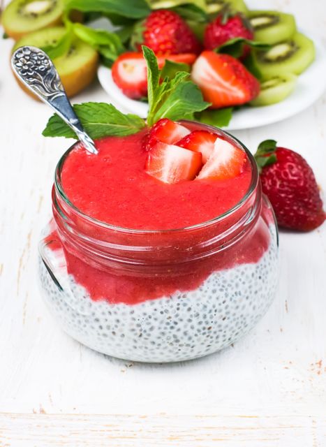 strawberry-chia-pudding-email