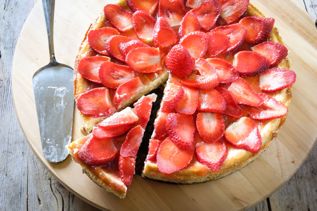 strawberry-cake-email