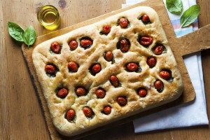 foccacia with tomatoes