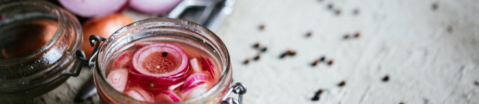 pickled red onion in jar (1)
